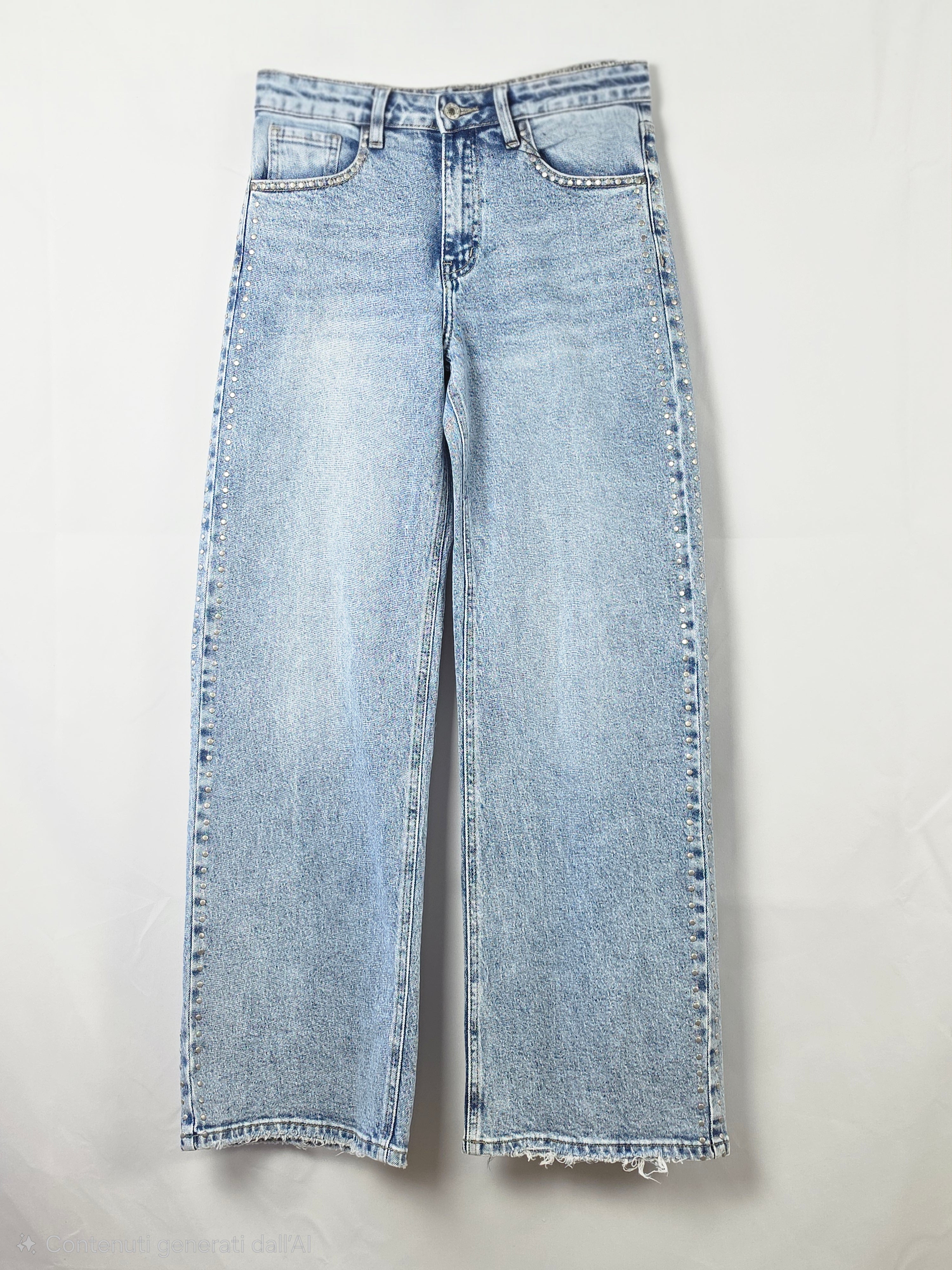 Pantaloni in Denim a Gamba Larga con Dettagli Borchiati