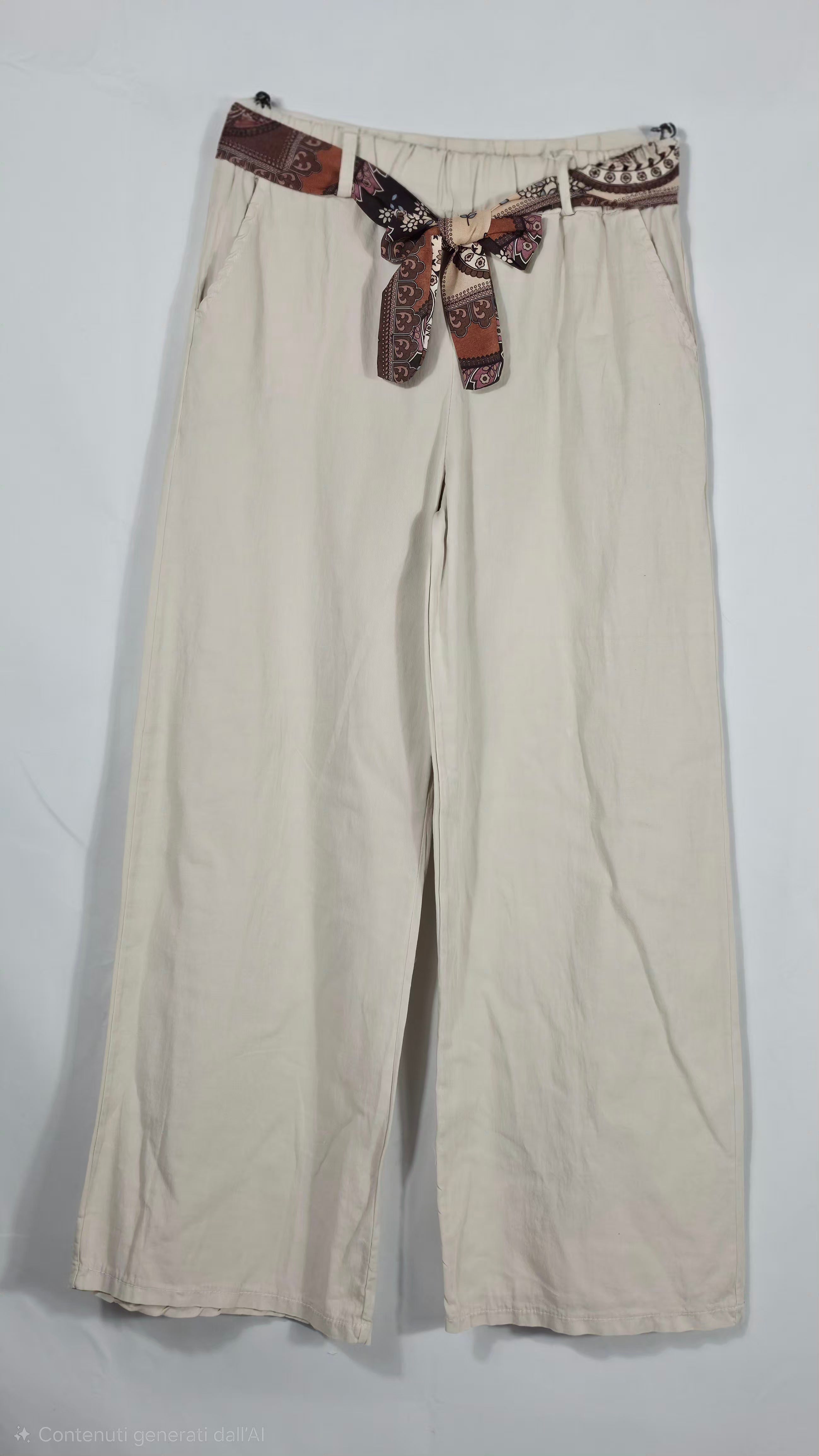 Pantaloni Larghi Estivi con Dettaglio Foulard