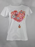Indossa l'Amore: T-shirt con Mongolfiera e Cuore di Fiori